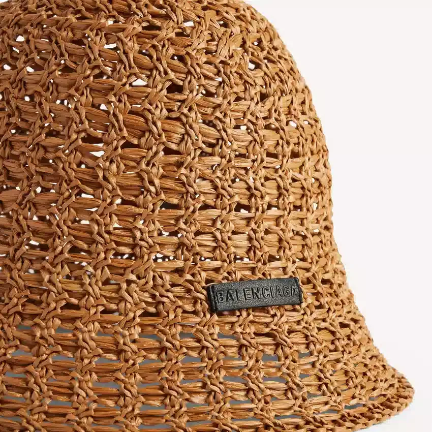 Sombrero de rafia para mujer en color beige Sombrero de rafia para mujer en color beige