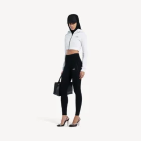 Sudadera con capucha «Techwear Cocoon» para mujer en blanco