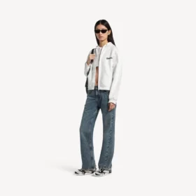 Sudadera con capucha y cremallera de corte regular para mujer de Salon de Couture en blanco Sudadera con capucha y cremallera de corte regular para mujer de Salon de Couture en blanco