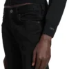 Suéter con cremallera para mujer en negro Suéter con cremallera para mujer en negro