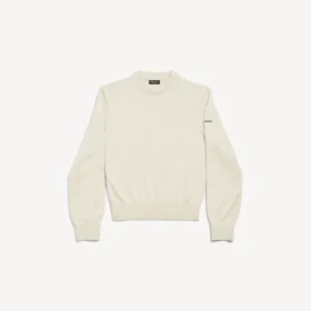 Suéter de cuello redondo para mujer en color crema Suéter de cuello redondo para mujer en color crema