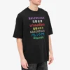 Suéter de manga corta con estampado multilingüe para hombre, negro 612966TJVI32771