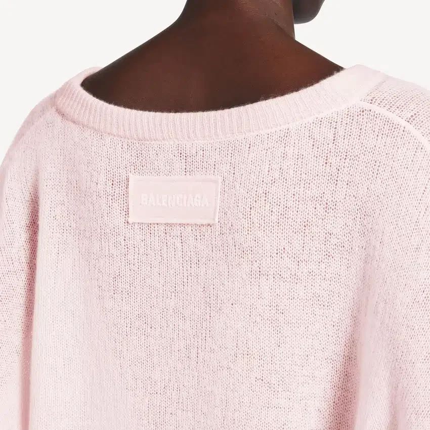 Suéter de mujer en rosa empolvado Suéter de mujer en rosa empolvado