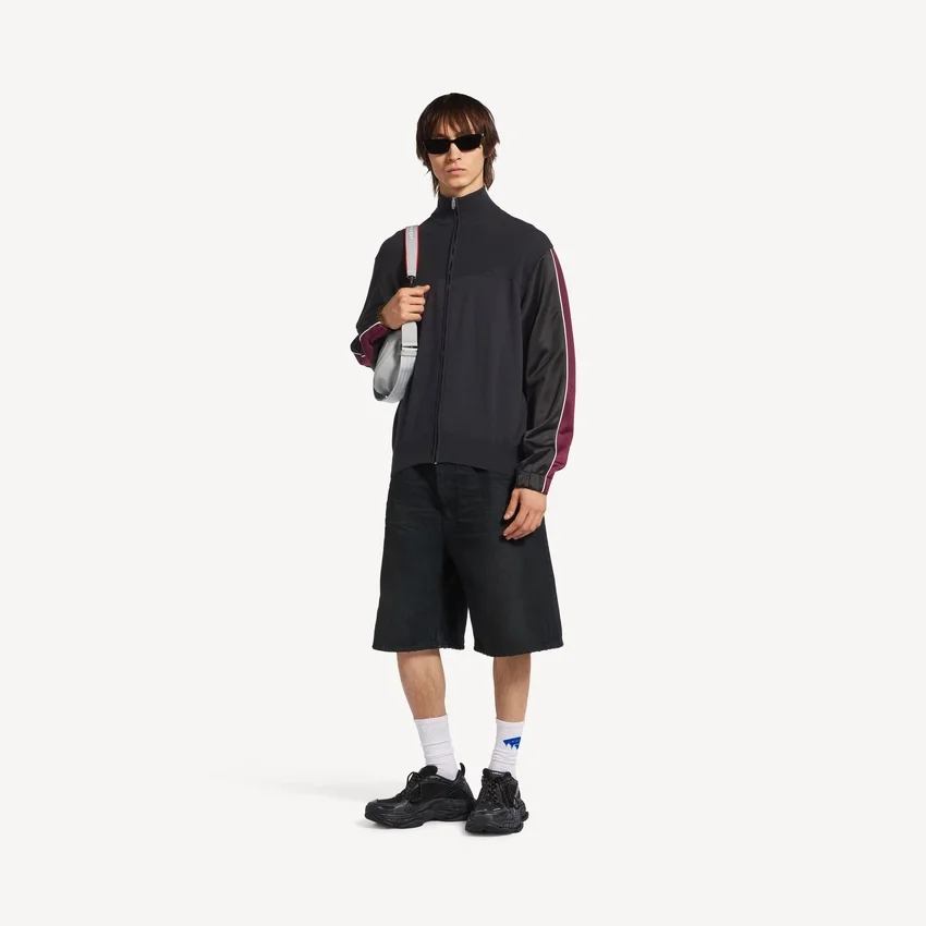 Suéter híbrido con cremallera para hombre en gris oscuro Suéter híbrido con cremallera para hombre en gris oscuro