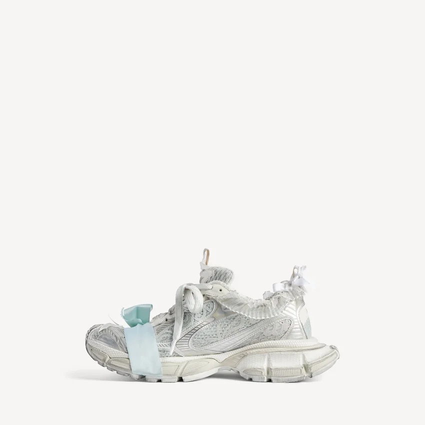 Zapatilla con cordones para mujer 3XL en color topo/blanco/azul claro Zapatilla con cordones para mujer 3XL en color topo/blanco/azul claro