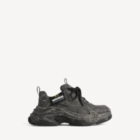 Zapatilla de lona Triple S para hombre en negro