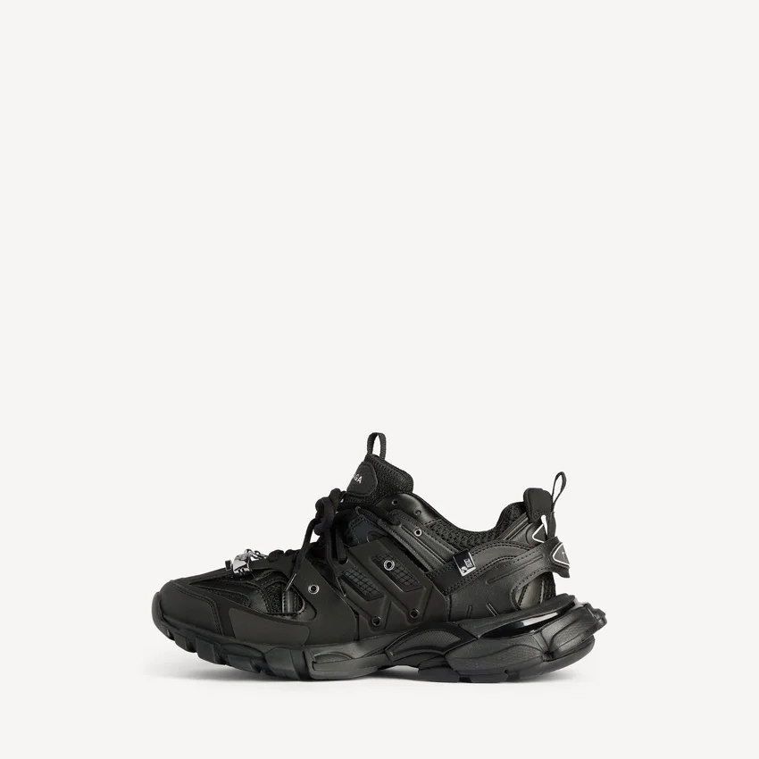 Zapatilla deportiva Track Piercing para hombre en negro Zapatilla deportiva Track Piercing para hombre en negro
