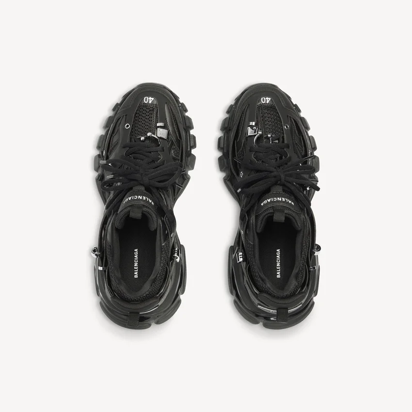 Zapatilla deportiva Track Piercing para hombre en negro Zapatilla deportiva Track Piercing para hombre en negro