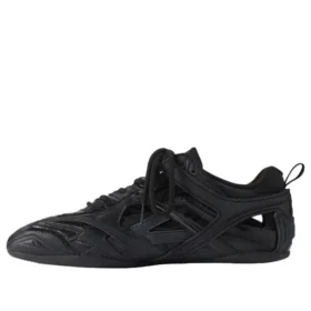 Zapatilla Drive «Triple Black» 624344W2FN11000