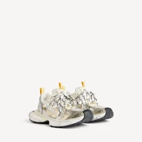Zapatilla para hombre 3XL con dijes en blanco/amarillo/plata/negro