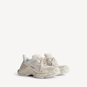 Zapatilla Triple S.2 para mujer en color cáscara de huevo