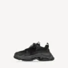 Zapatilla Triple S para hombre con suela transparente en negro Zapatilla Triple S para hombre con suela transparente en negro