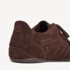 Zapatilla urbana para mujer en color marrón