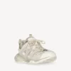 Zapatillas de track para mujer con suela reciclada en color beige Zapatillas de track para mujer con suela reciclada en color beige