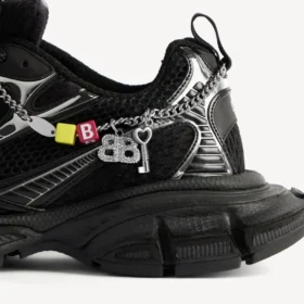 Zapatillas para mujer talla 3XL con dijes en negro/plateado