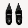 Zapatos de tacón de mujer en negro