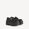 Zapatos Derby de plataforma «Strike» para mujer con dijes en negro/multicolor Zapatos Derby de plataforma «Strike» para mujer con dijes en negro/multicolor